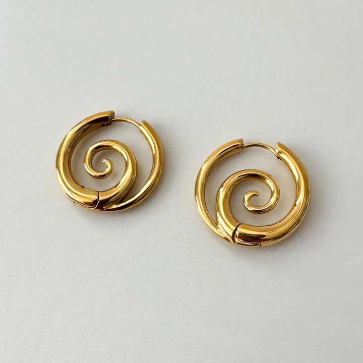 Kaliah – Spiralförmige Creolen