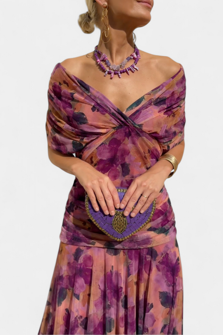 Lordanka – Langes Kleid Mit V-Ausschnitt Und Blumen Muster