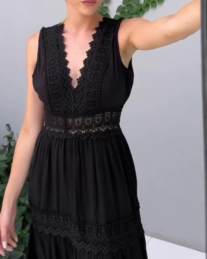 Papakosta – Elegantes ärmelloses Spitzen Kleid