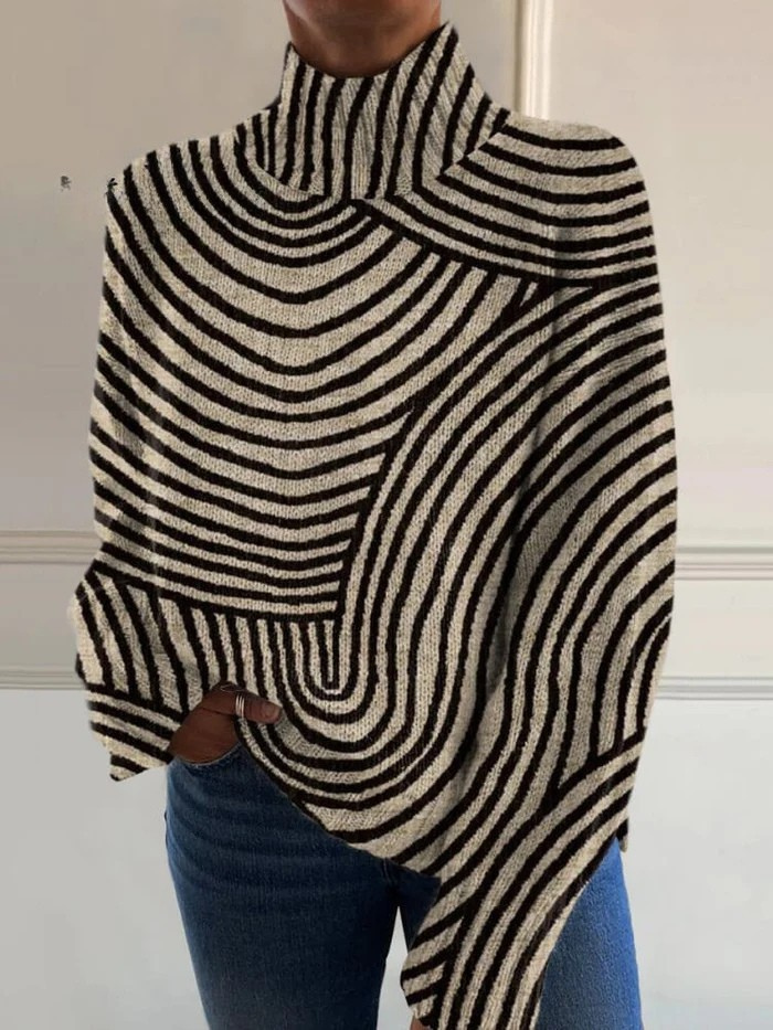 Silira – Rollkragen Pullover Mit Strichzeichnung