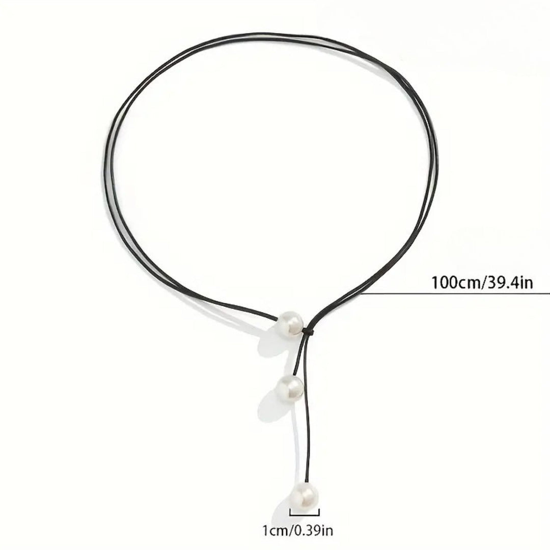 Lullia – Einfache Geometrische Halskette Aus Wachsfaden