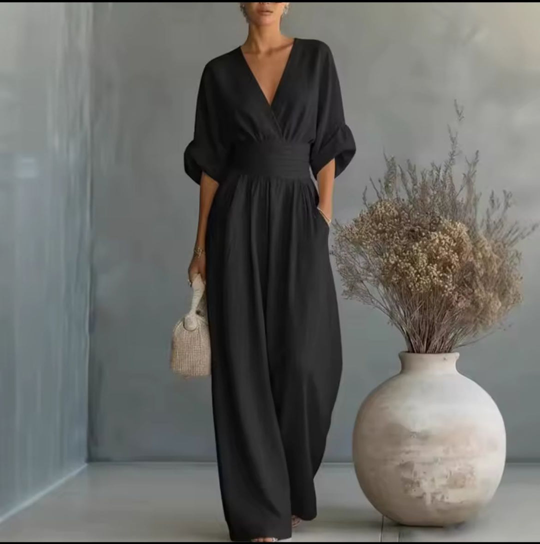 Aurore - Bequemer Jumpsuit Mit V-Ausschnitt