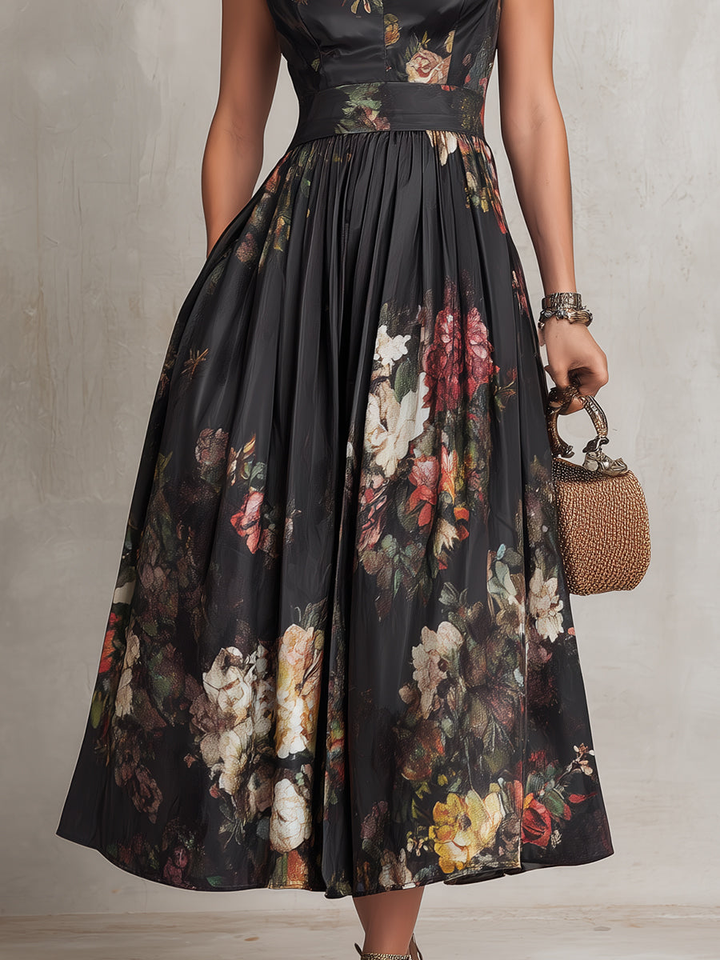 Littia – Plissiertes Satin-Kleid Mit Blumenmus
