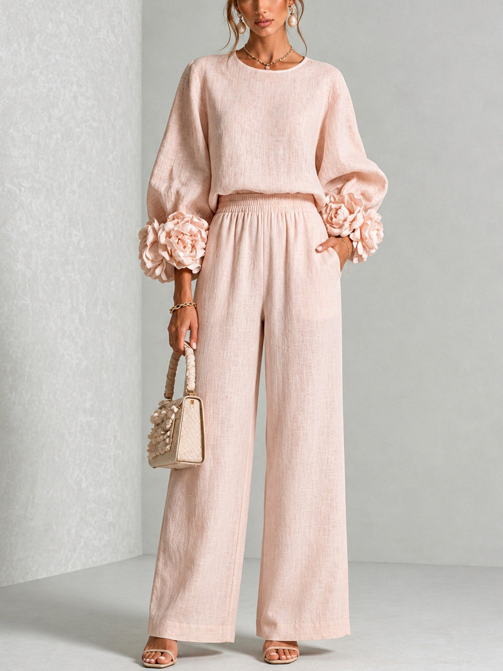 Ayser – Set aus Oberteil und Hose mit Blumenmuster an Den Ärmelbündchen
