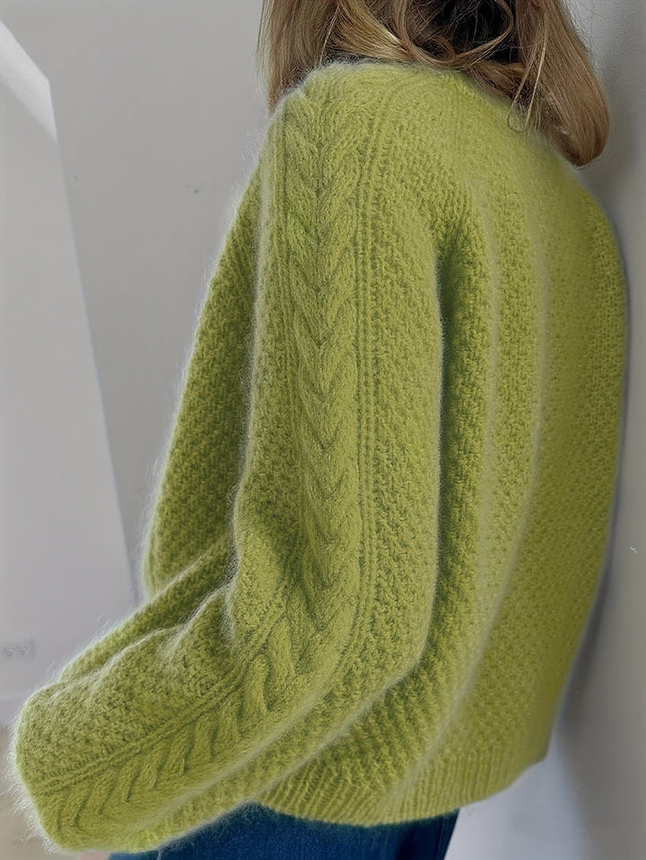 Dwina – Strickjacke mit Knöpfen und Zopfmuster