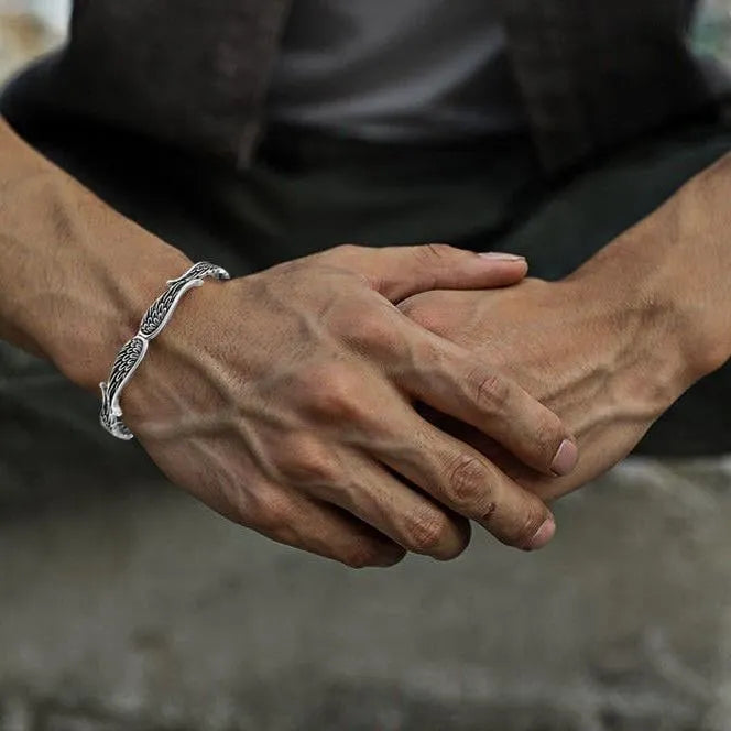 Maynard – Silbernes Vintage-Armband mit Engelsflügeln
