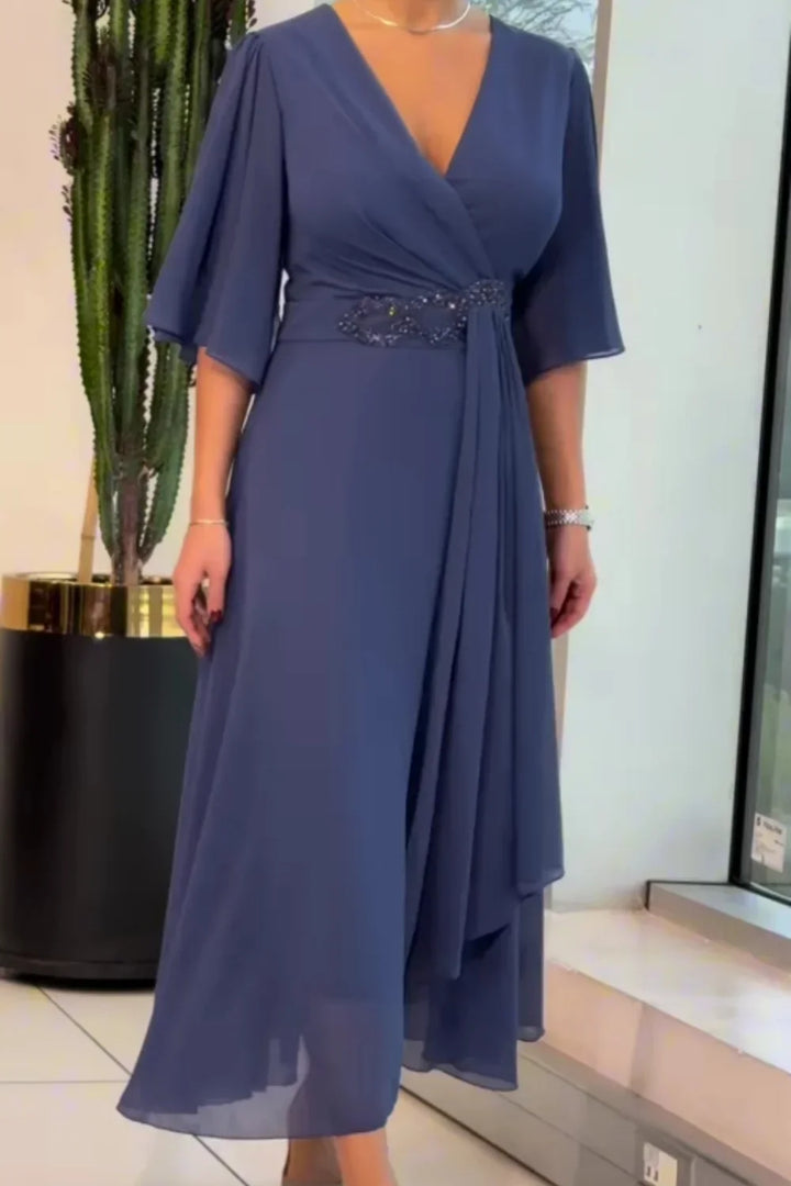 Bhagya - Elegantes langes Chiffon Kleid Mit V-Ausschnitt