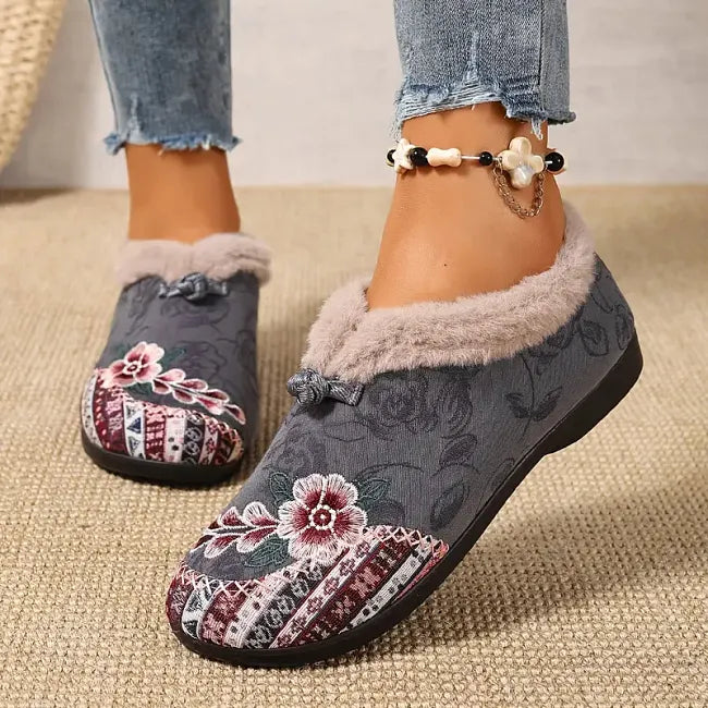 Dannelia – Bequeme Schuhe Aus Kunstfell