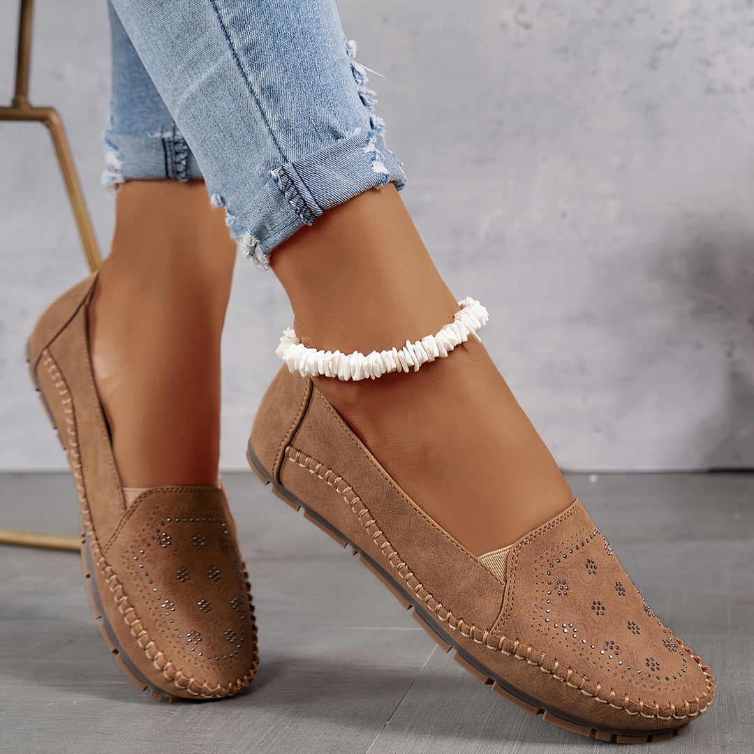 Lyrissa – Bequeme Genähte Schuhe