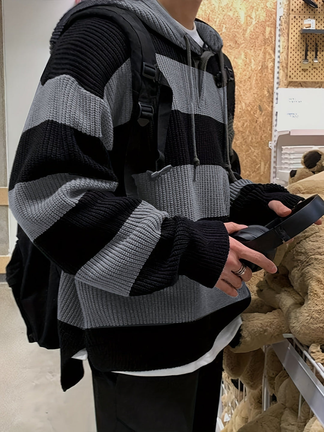 Tenzin – Übergröße Gestreift Gestrickt Kapuzenpullover