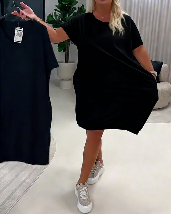 Pretty - Hübsches Kleid Mit Kurzen Ärmeln Und Rundem Ausschnitt