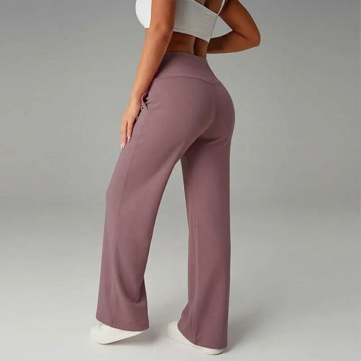 Alimatou - Gerade Sitzende Hose Mit Weitem Bein