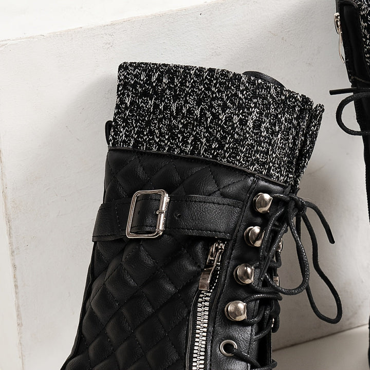 Sigrun – Gesteppte Schnürstiefel mit Gestrickten Bündchen