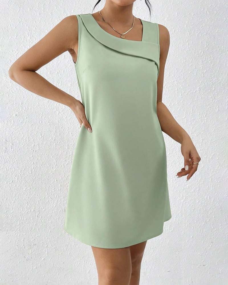 Ayna – Ärmelloses Kleid mit Asymmetrischem Kragen