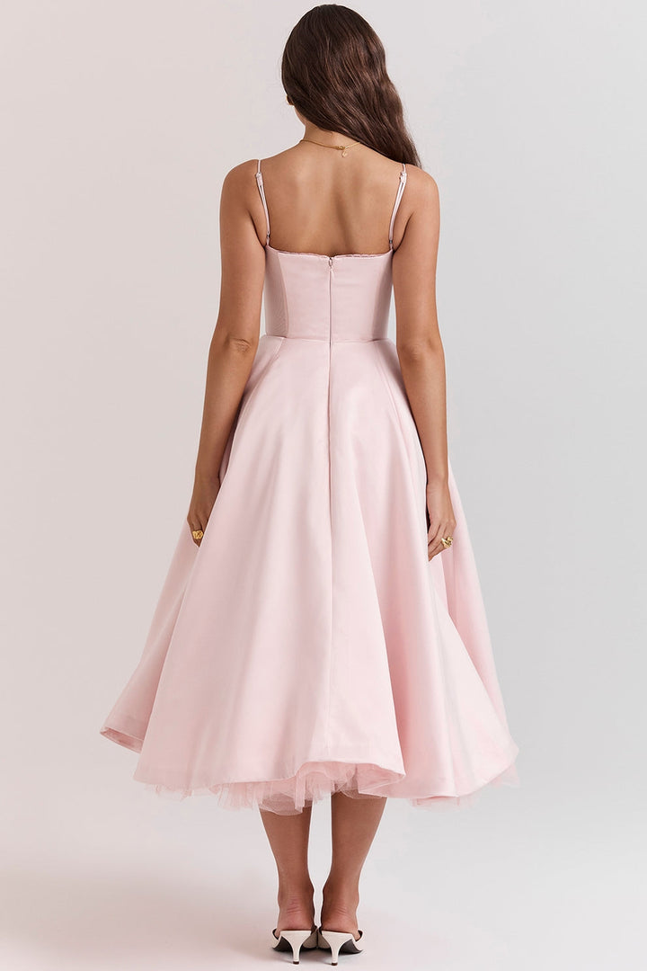 Arestina – Modisches Midi Kleid Aus Tüll