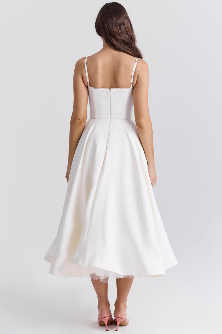 Arestina – Modisches Midi Kleid Aus Tüll