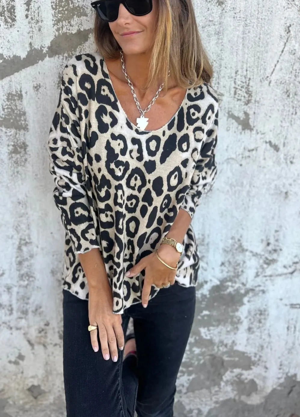 Swantje – Bluse Mit Rundhalsausschnitt Und Leopardenmuster |1+1 Gratis