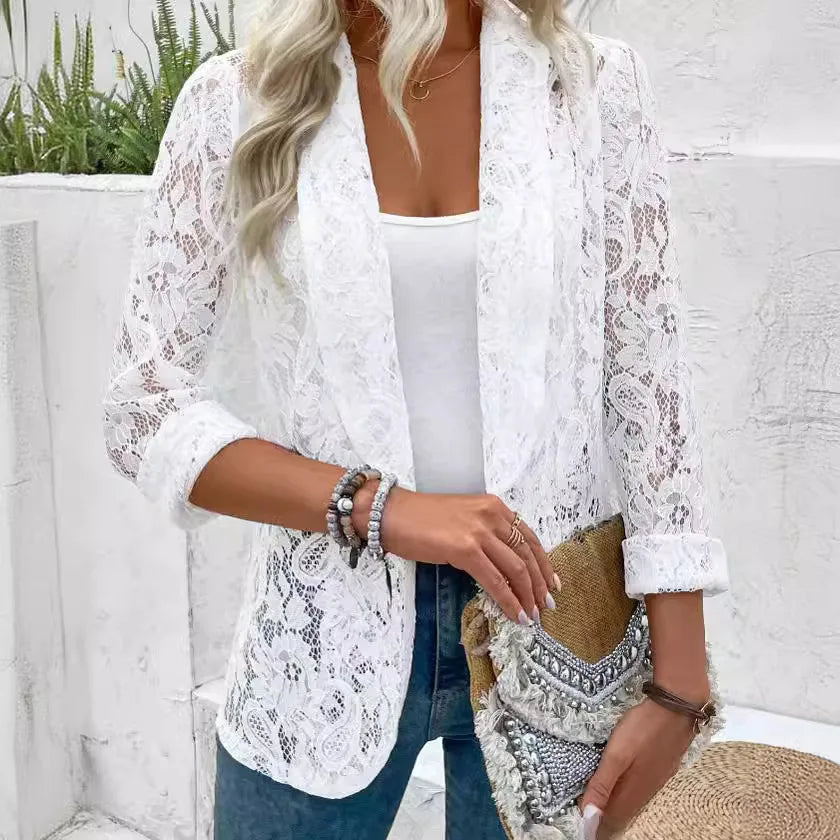 Naemi – Eleganter Spitze Blazer