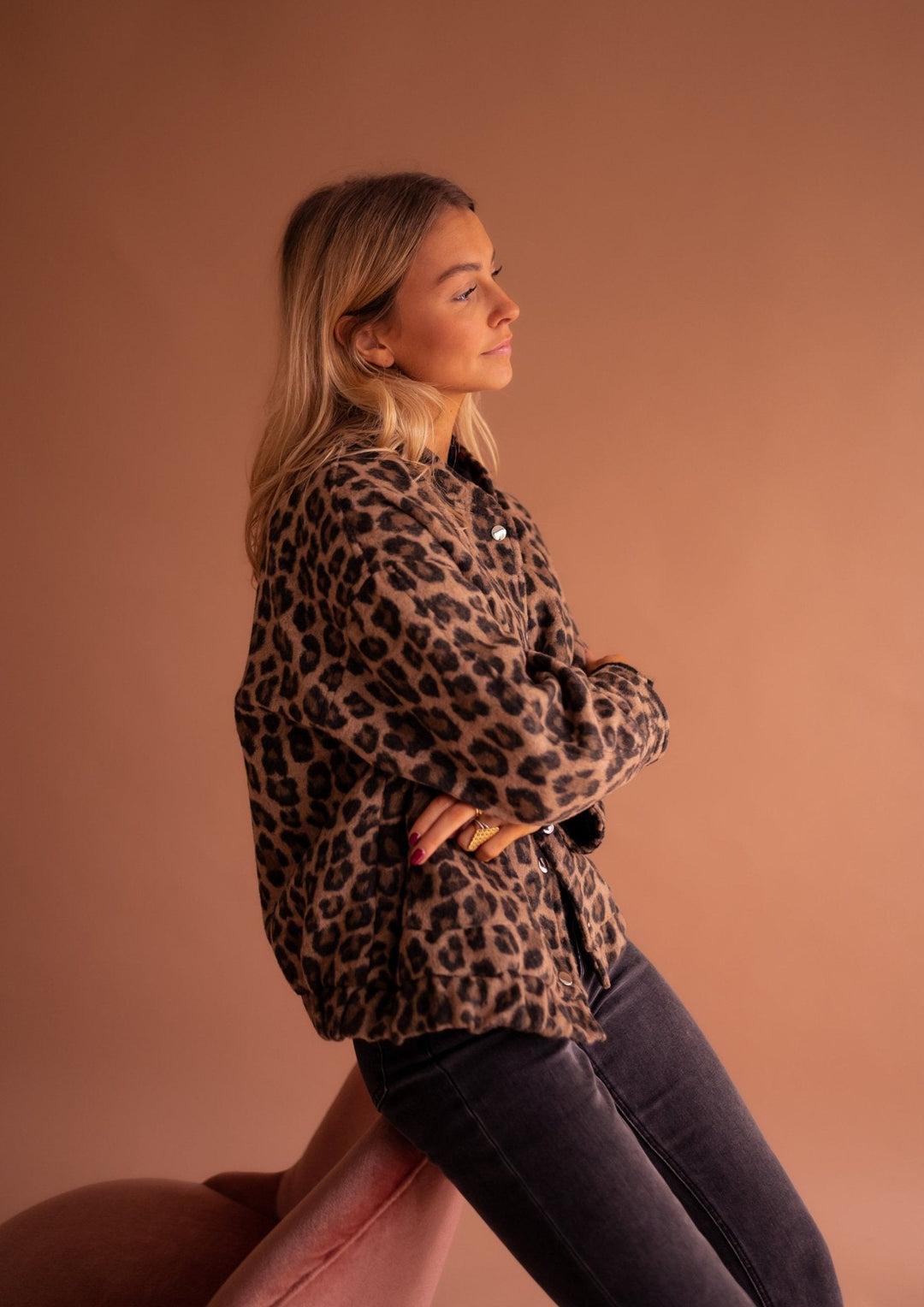 Leana – Atmungsaktive Jacke Mit Leoparden Muster