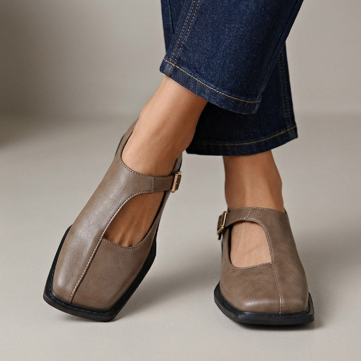 Eniolaa - Schuhe Mit Quadratischer Schuhspitze Und Schnallenriemen Im Vintage Stil