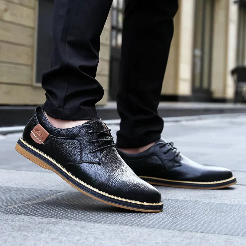 Kostis - Atmungsaktive Lederschuhe