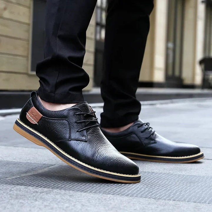 Kostis - Atmungsaktive Lederschuhe