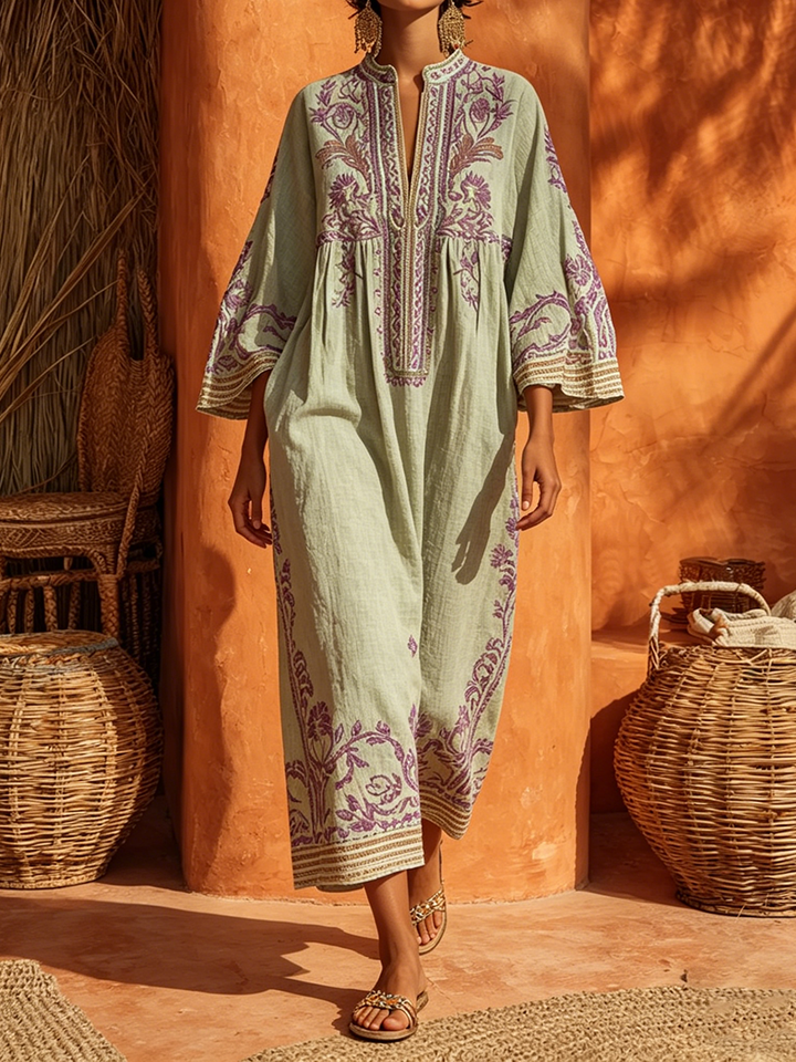 Sariana - Boho-Kleid Mit Stickerei Und V-Ausschnitt