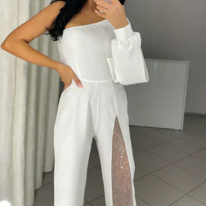 Azlina – Jumpsuit Mit Einer Schulter Und Ausgestelltem