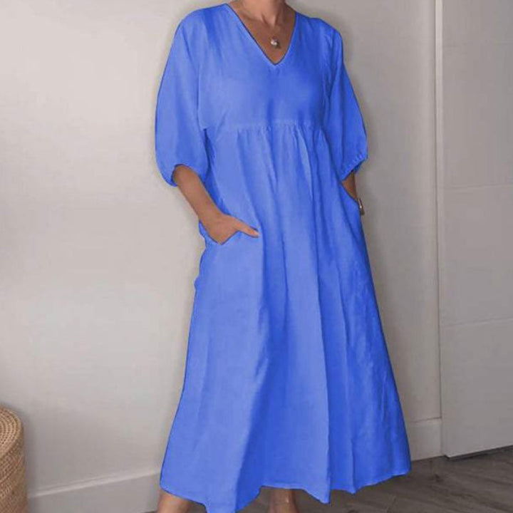 Shantel - Lässiges Kleid Mit V-Ausschnitt
