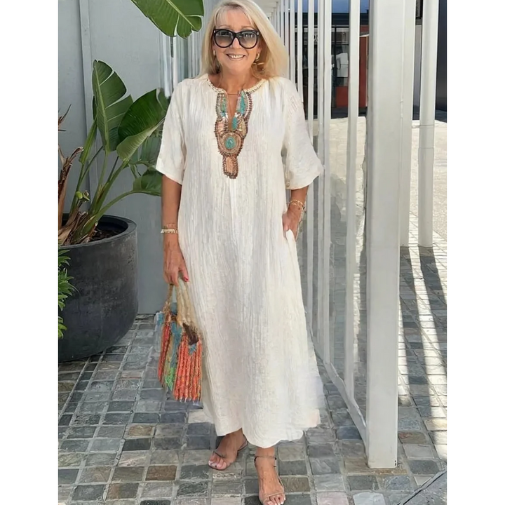 Lioba – Lässiges Leinenkleid Mit Stickerei Und Schlitz