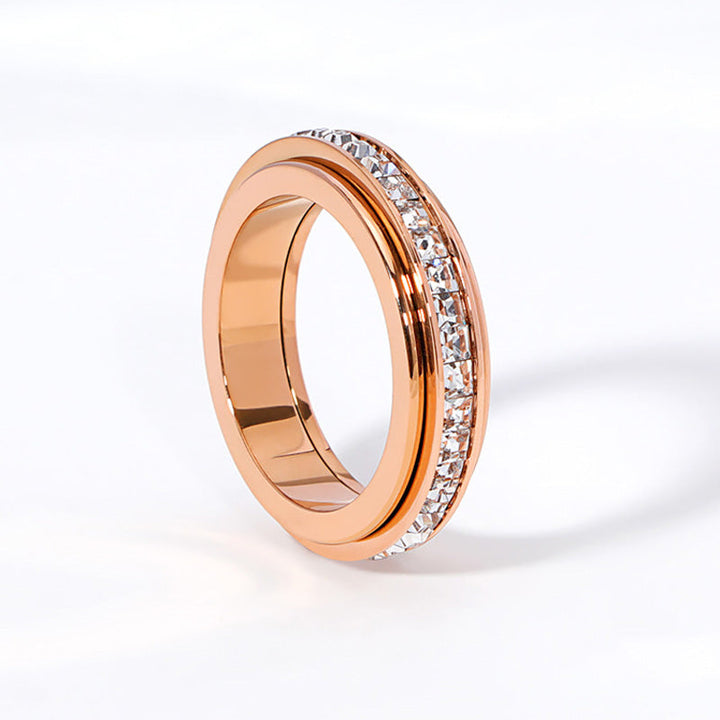 Nubia – Luxuriöser Drehbarer Spinnerring aus Stahl