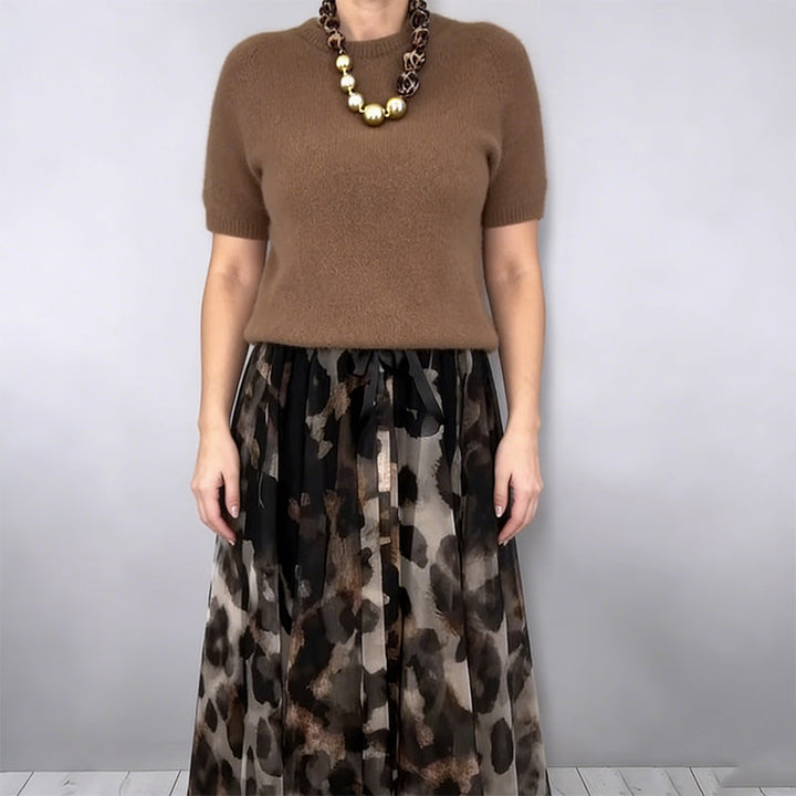 Orli - Eleganter Pullover Und Geblümter Rock Mit Leopardenmuster