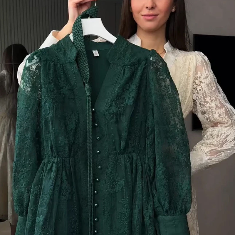 Roslyn - Maxikleid Mit Stickerei Und Langen Ballonärmeln