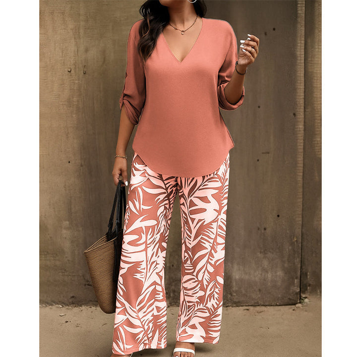 Liwia - Elegantes Sommer-set Mit Einer Bluse MIT V-ausschnitt Und Einer Bedruckten Hose