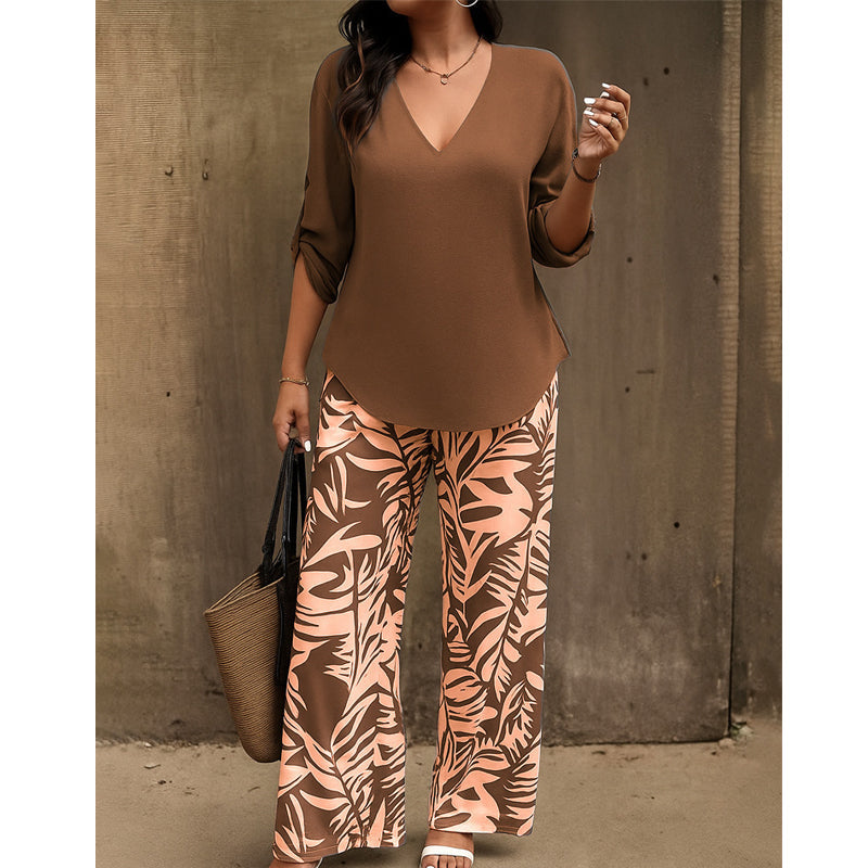 Liwia - Elegantes Sommer-set Mit Einer Bluse MIT V-ausschnitt Und Einer Bedruckten Hose