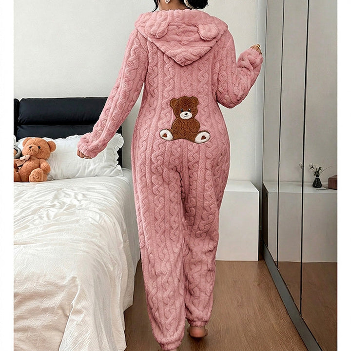 Selia – Warmer Overall Mit Kapuze Im Zopfmuster