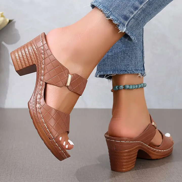 Annina - Modische Orthopädische Sandalen