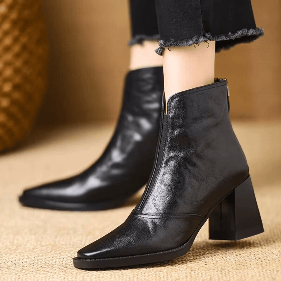 Grizelda – Orthopädisch Inspirierte Stiefeletten